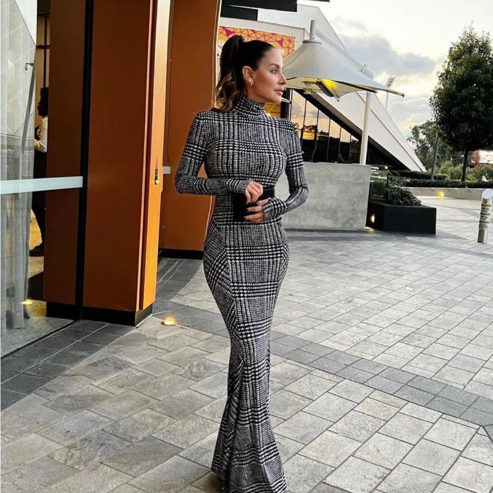 Norma Kamali chocolate and White Checkered Long Sleeve Dress